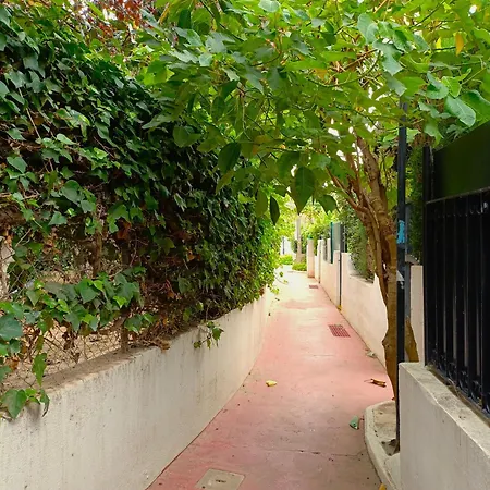 Play-puig Flat Lejlighed